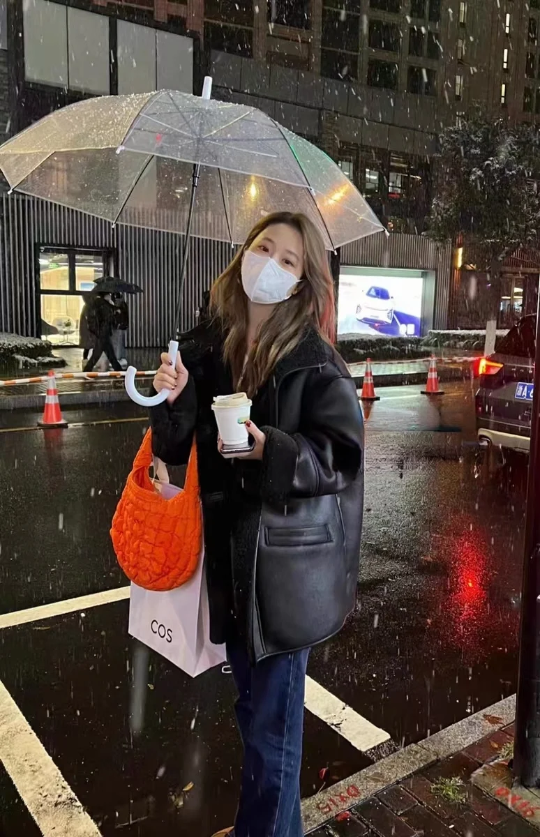 معطف نسائي دافئ من فراء الخروف من Thiened معطف دراجة نارية متوسط الطول شتوي جديد من الجلد الصناعي معطف طويل Sve