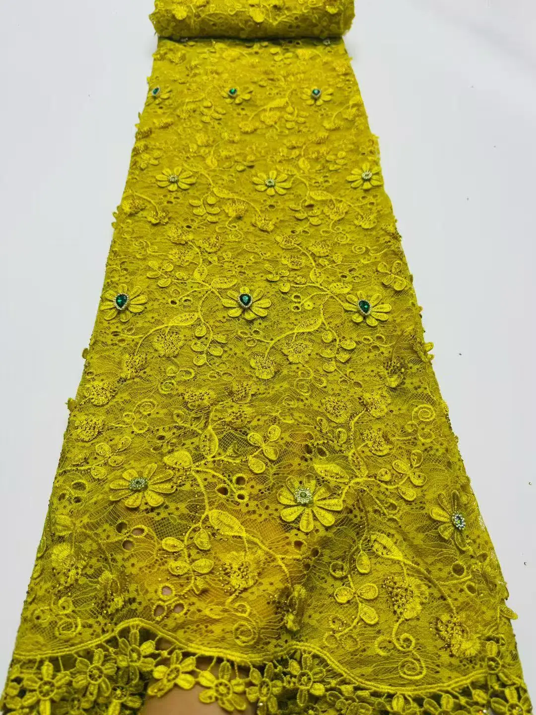 

Нигерийское гипюровое кружево с тяжелой вышивкой, водорастворимая шнуровая ткань для свадебных платьев в Дубае, африканская ткань Cupion Forma Wear