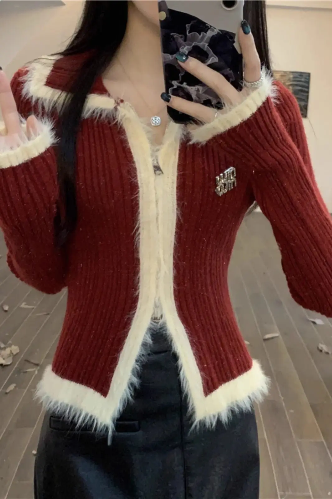 

​​2025 Winter Red Double Zip Cardigan Women Slim Fit Cropped Knitted Coat Short Fleece Top Outerwear​​