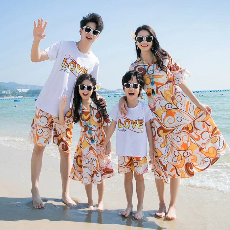 

Vacation Family Matching Beach Couple Clothes Mother and Daughter Dresses Father and Son T Shirts Shorts Two Piece Outfits Sets