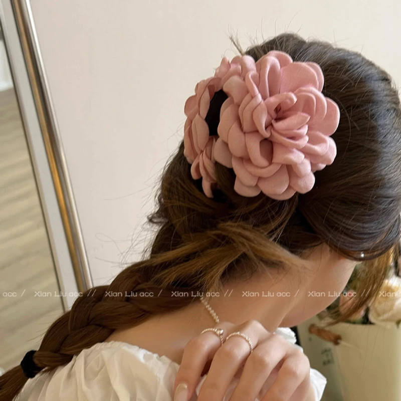 Hair Claw Dried Rose Blossom Claw Clip Female Style Shark Clip Sweet Claw Clip Spring/Summer New Style Hair Jewelry