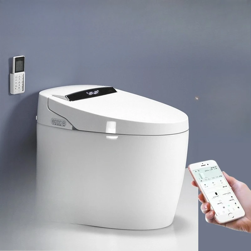 화장실 거품 방패 물탱크가 있는 스마트 변기 자동 플립 일체형 변기 수압 제한 없음