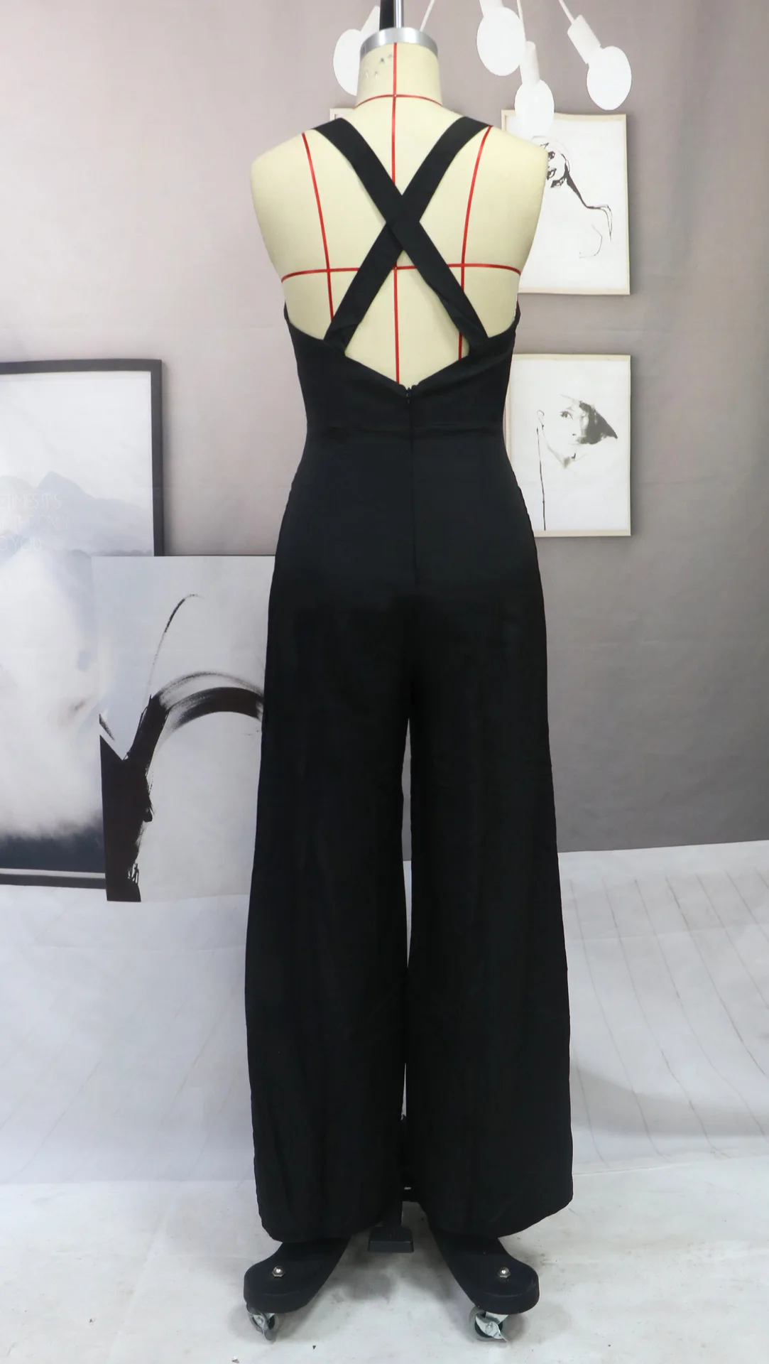 2024 neue Damen elegante Overall Spaghetti ärmellose rücken freie Hose mit weitem Bein Mode solide Abend party formale Stram pler