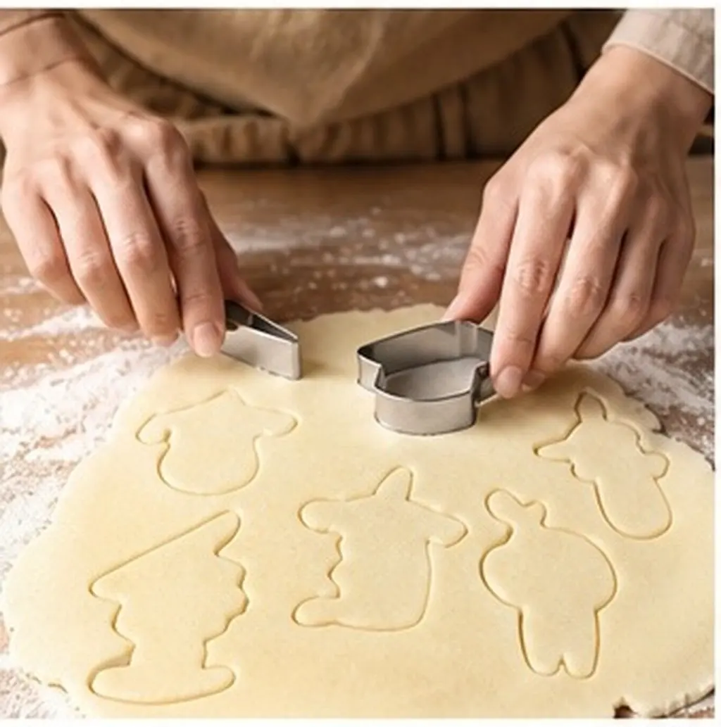 6Pcs Graduation Biscuit Cutter Stainless Steel Cookie Gown Certificate Hat Shape DIY Baking Cake Cutter