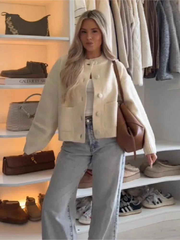 

Fashion Kintted Cropped Coat Women Solid O-neck Single Breatsed Long Sleeve Pocket Cardigan Top 2025 New Autumn Casual Outerwear