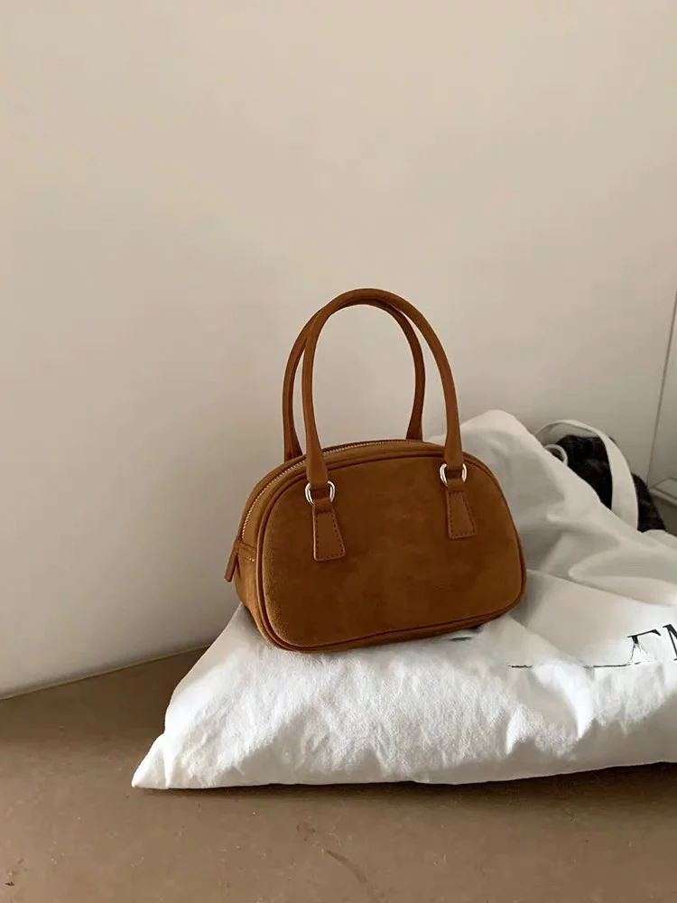 

Корейская замшевая сумка 2024 года, новая осенняя женская сумка Boston, ретро-стиль, бархатная поверхность, на одно плечо, через плечо, модная