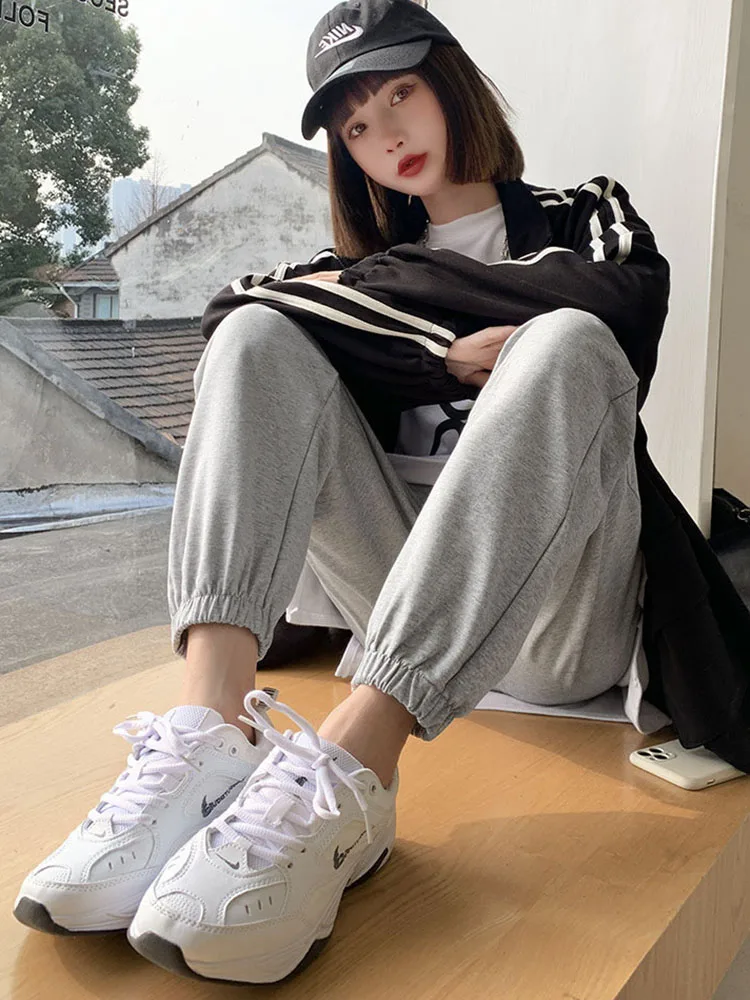 Pantaloni larghi alla caviglia con lacci a vita alta Pantaloni sportivi larghi alla moda in vita elastica Pantaloni da jogging dritti casual da donna