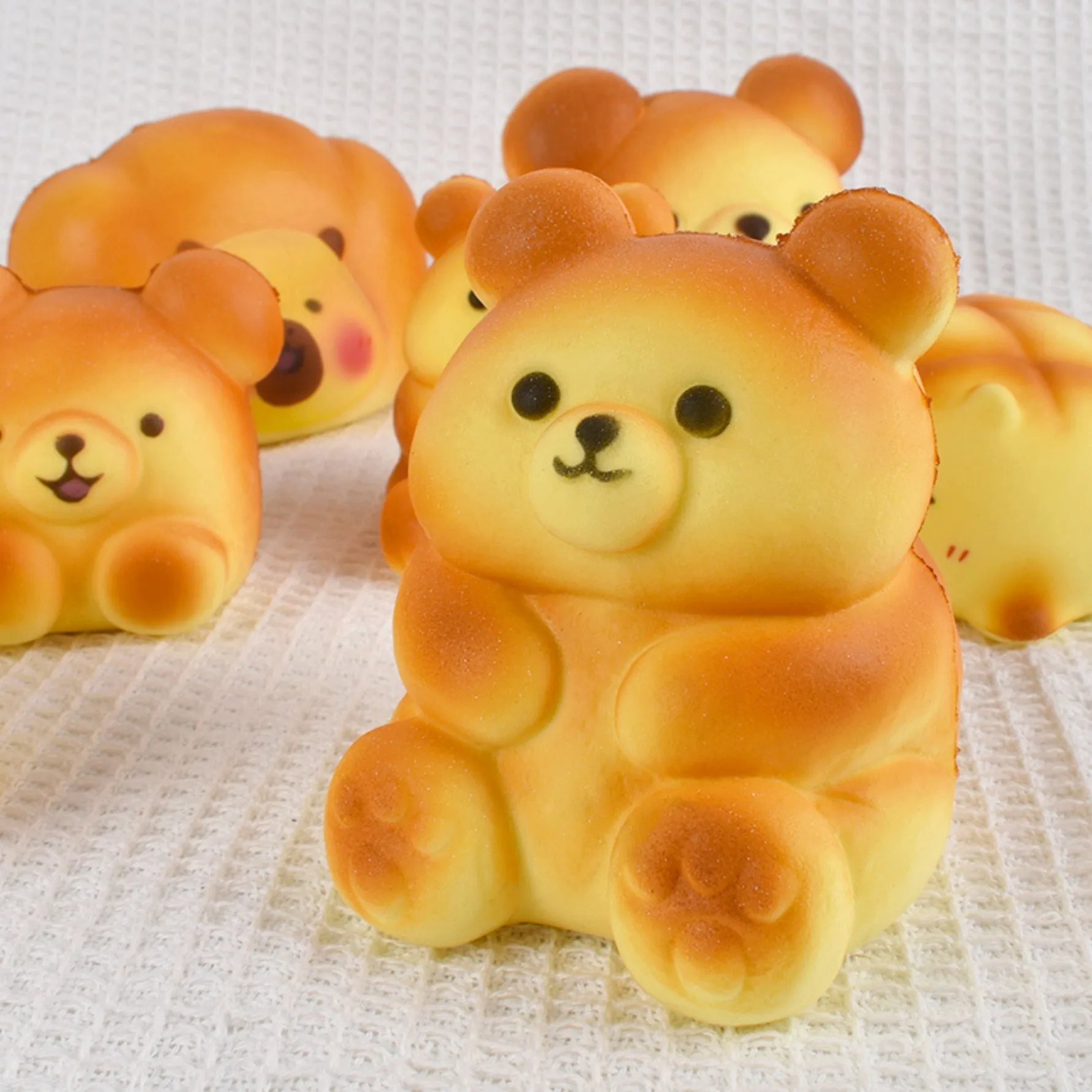 PU Slow Rising Lying Bear Squishy Toy Soft Moist Texture Realistic Bread Stress Relief Desktop Soft Toy