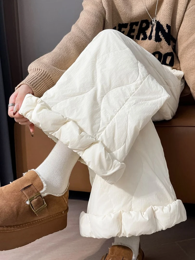 กางเกงขายาวทรงกระบอกเอวสูง ผ้ากันน้ำ กันลม สีขาว บุขนเป็ด สำหรับฤดูหนาว สไตล์ลำลอง ชายเอวยืดหยุ่น ความยาวเก้าส่วน ไซส์เล็ก ผ้าฝ้าย...