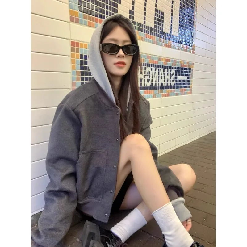 

Женская бейсбольная куртка в стиле ретро с капюшоном, лоскутная короткая куртка, ранняя осень-зима, элитный свободный повседневный топ