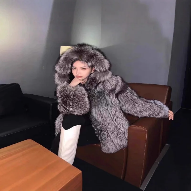 

2025 winter new fur coat women's imitation fox fur hooded warm coat