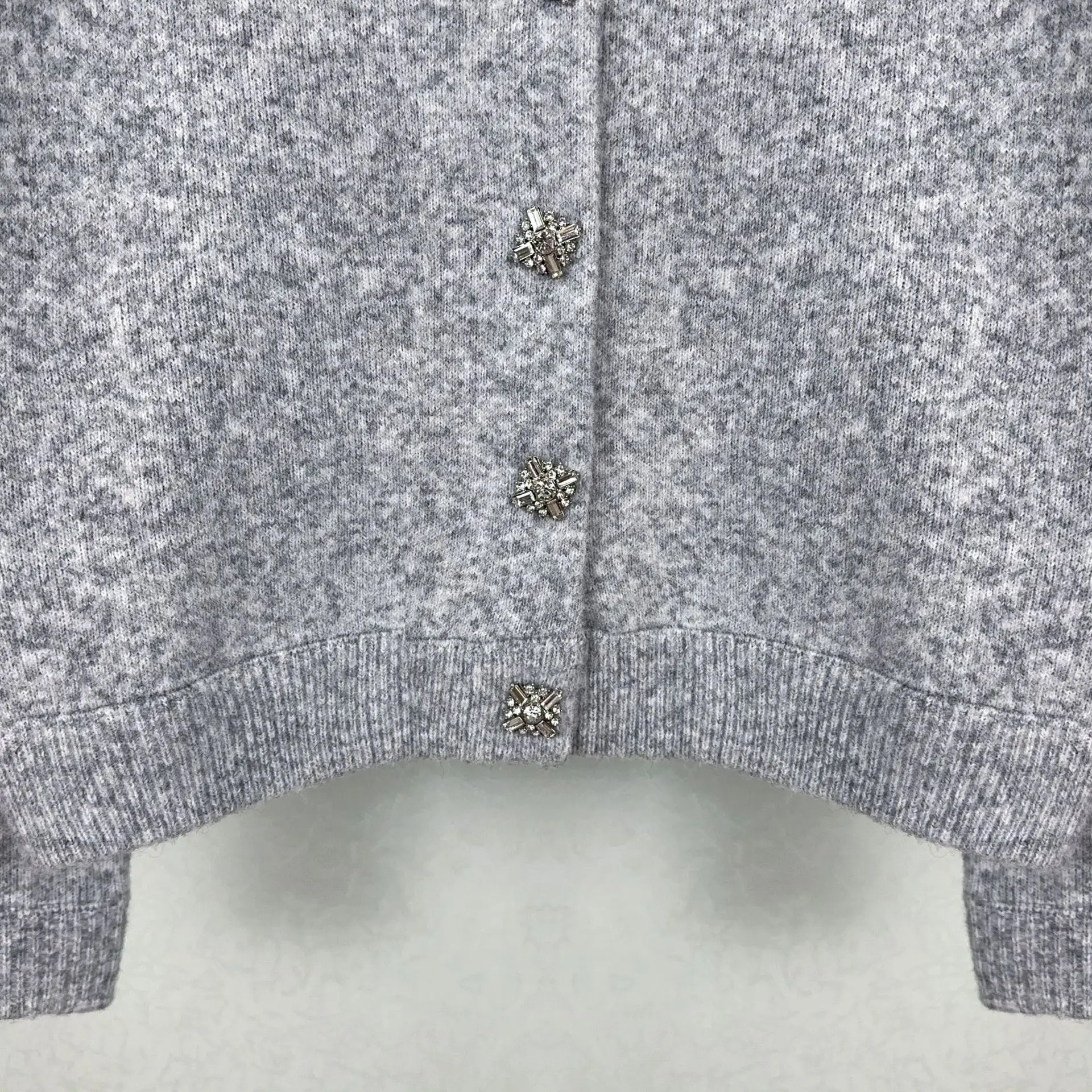 Cardigan grigio donna decorazione diamante o-collo monopetto manica lunga dolce autunno inverno maglione lavorato a maglia