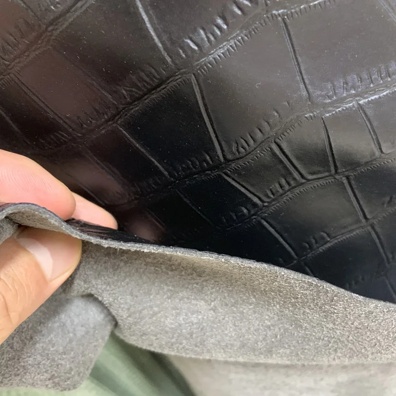 Hight Quality Crocodileskin Embossed Microfiber Pu Synthetic Leather Materials