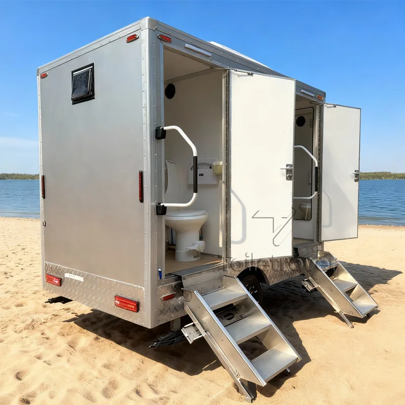 

High Quality Used Restroom Trailers Portable Luxury Bathroom Trailer Outdoor Mobile Toilet Trailer with Solar Panels