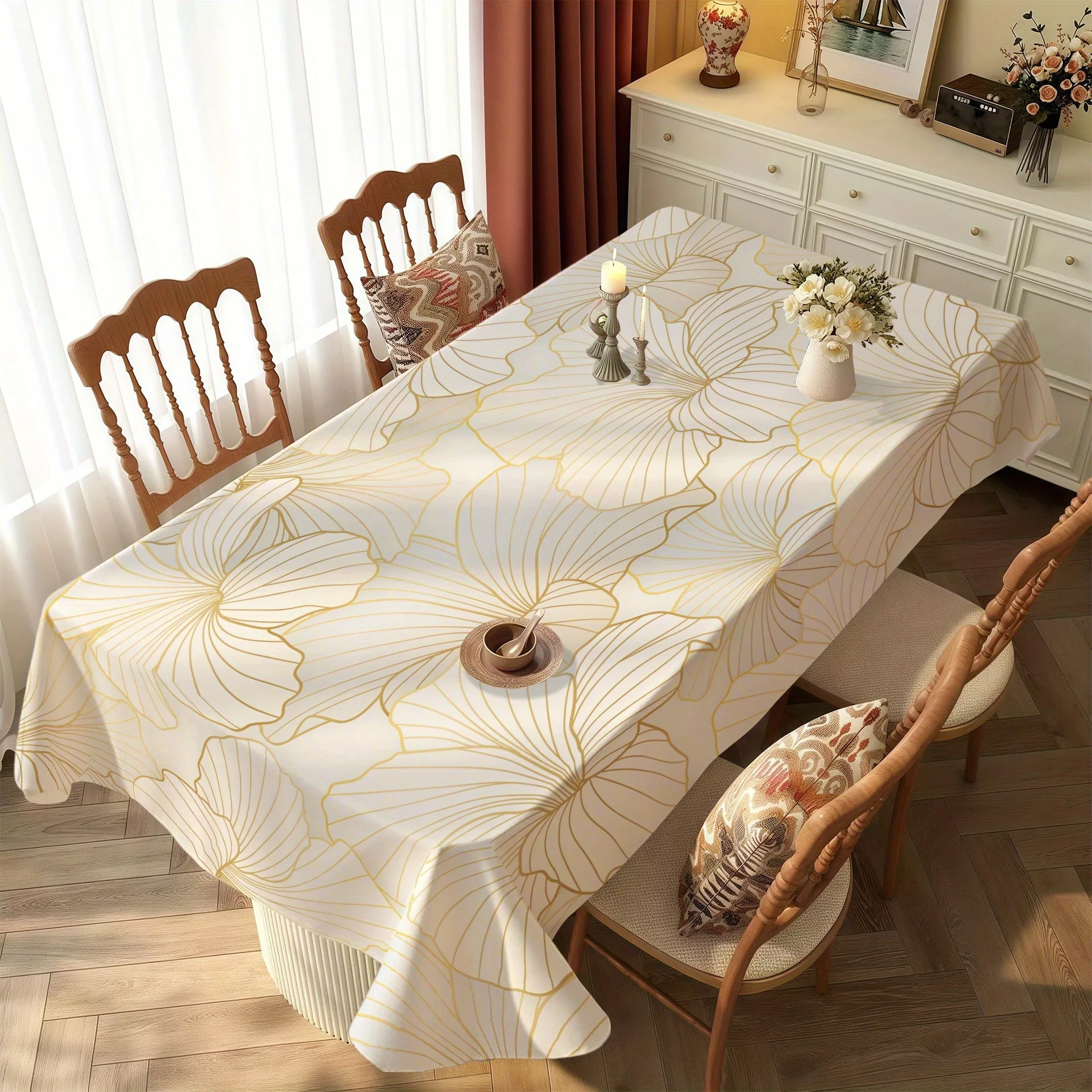 Golden leaf texture tablecloth - Fine and delicate golden lines interweave to form vein patterns.