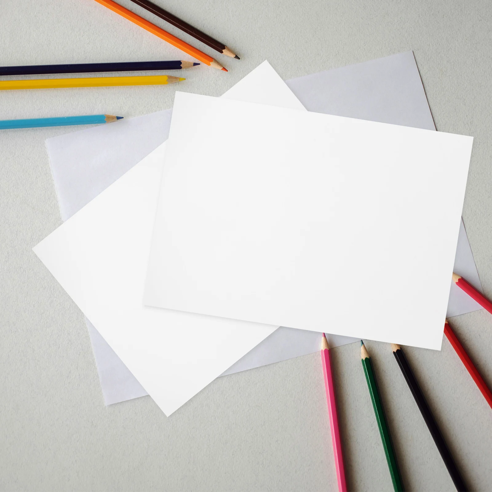 

30pcs White Poster Paper Advertising Flyer Cardstock Art Drawing for Supermarket Event Promotion Signage