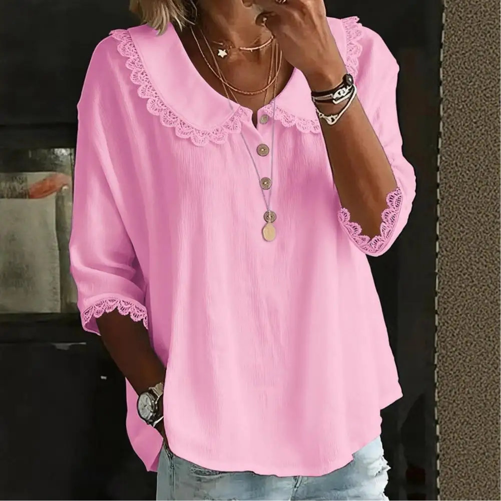 

Женская блузка свободного кроя с кружевными манжетами и кружевным вырезом горловины, с рукавом три четверти, на пуговицах, для лета и весны