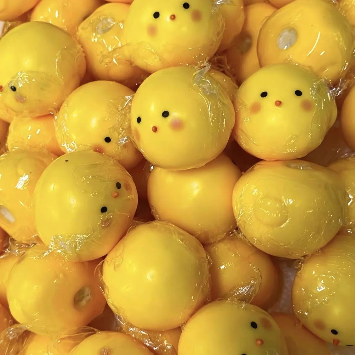 Crunchy Ball Cute Little Yellow White Chicken Soft Pinch To Relieve Daily Stress Tension Decompression Slow Rebound Fidgety Toy image 2