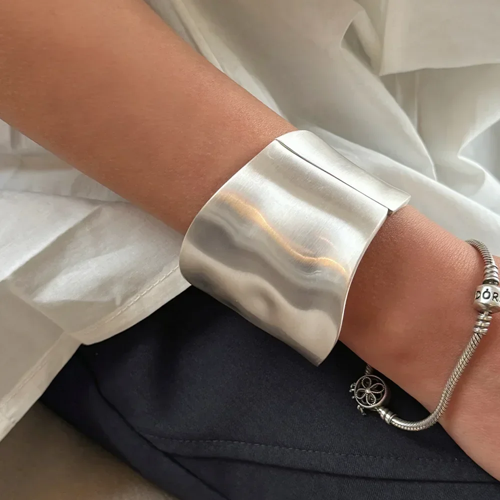 Women Matte Metal Open Bangles Bracelet