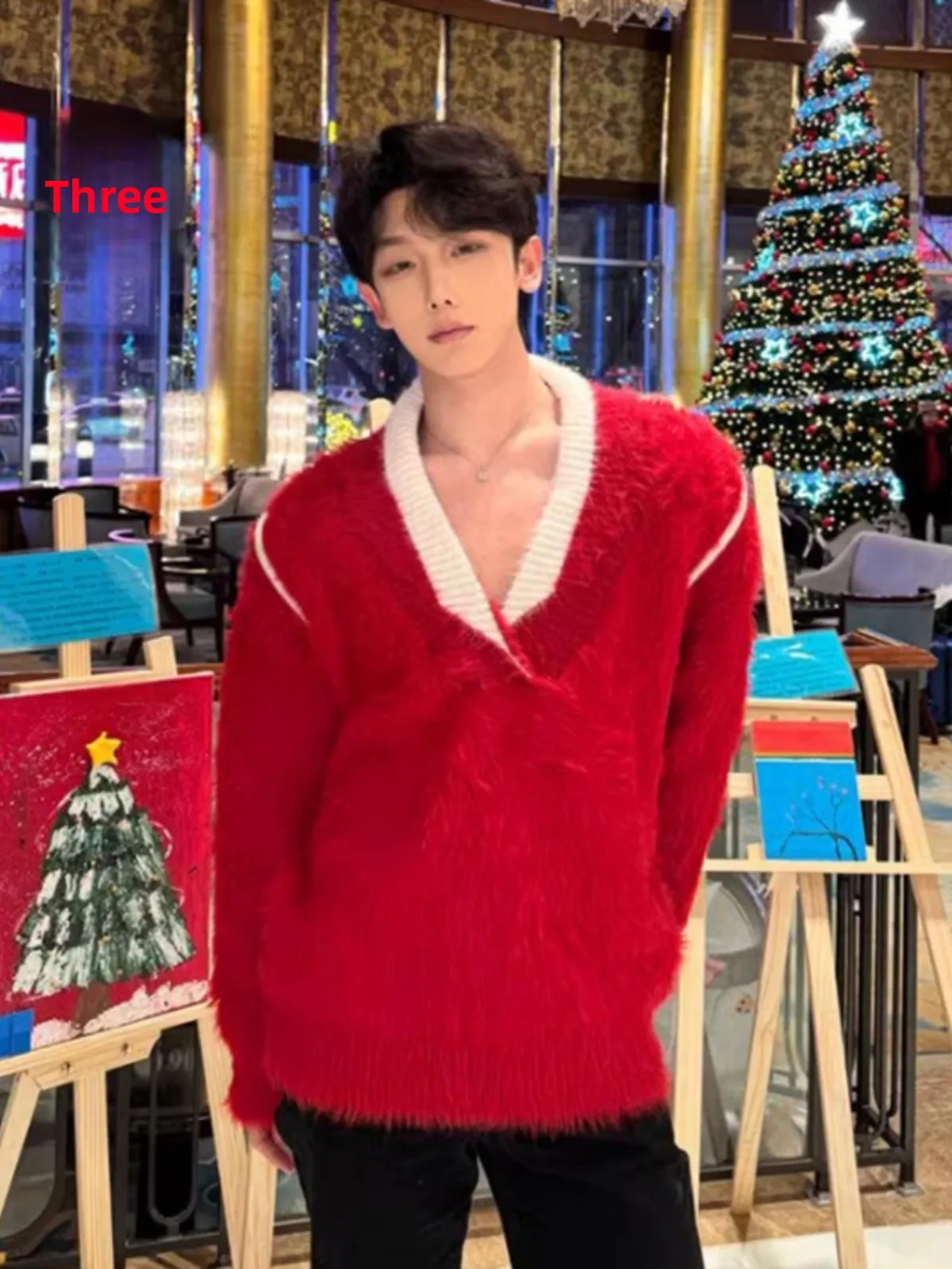 Suéter de punto rojo con cuello en V para hombre, estilo coreano de marca de moda de invierno, sensación de alta gama, armadura de combate de Año Nuevo.