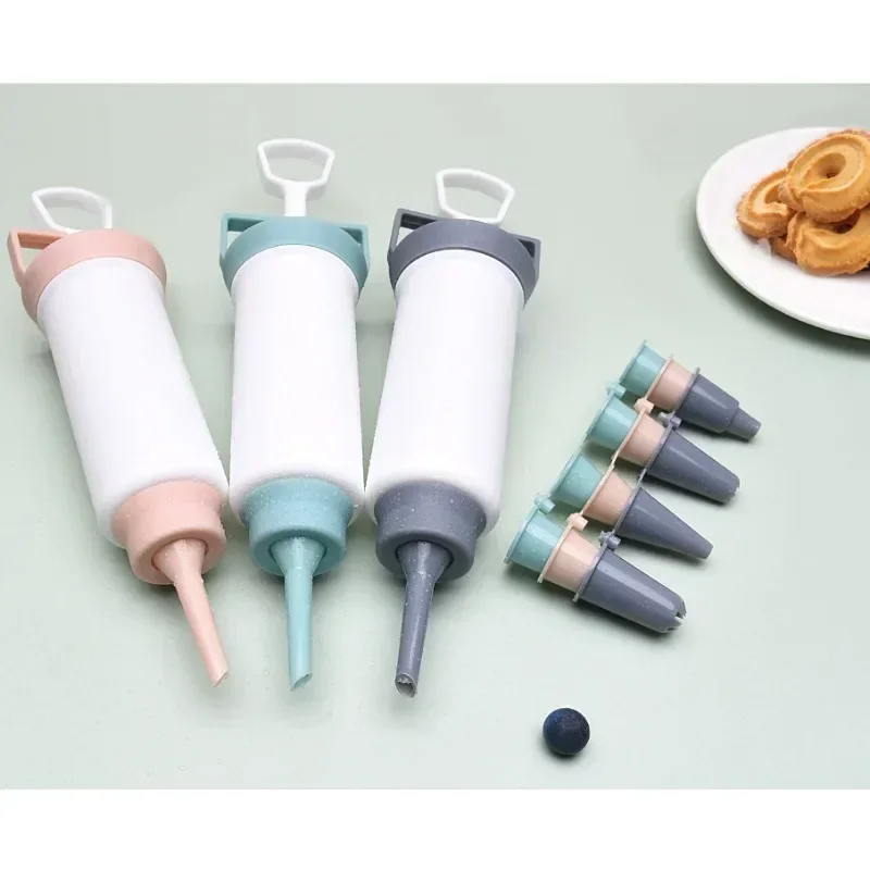 

Cake Cream Baking Gun Set Nozzles Flower Piece Suit Pastry DIY Making Cookie Pastry Syringe Extruder Nozzles Piping Bag