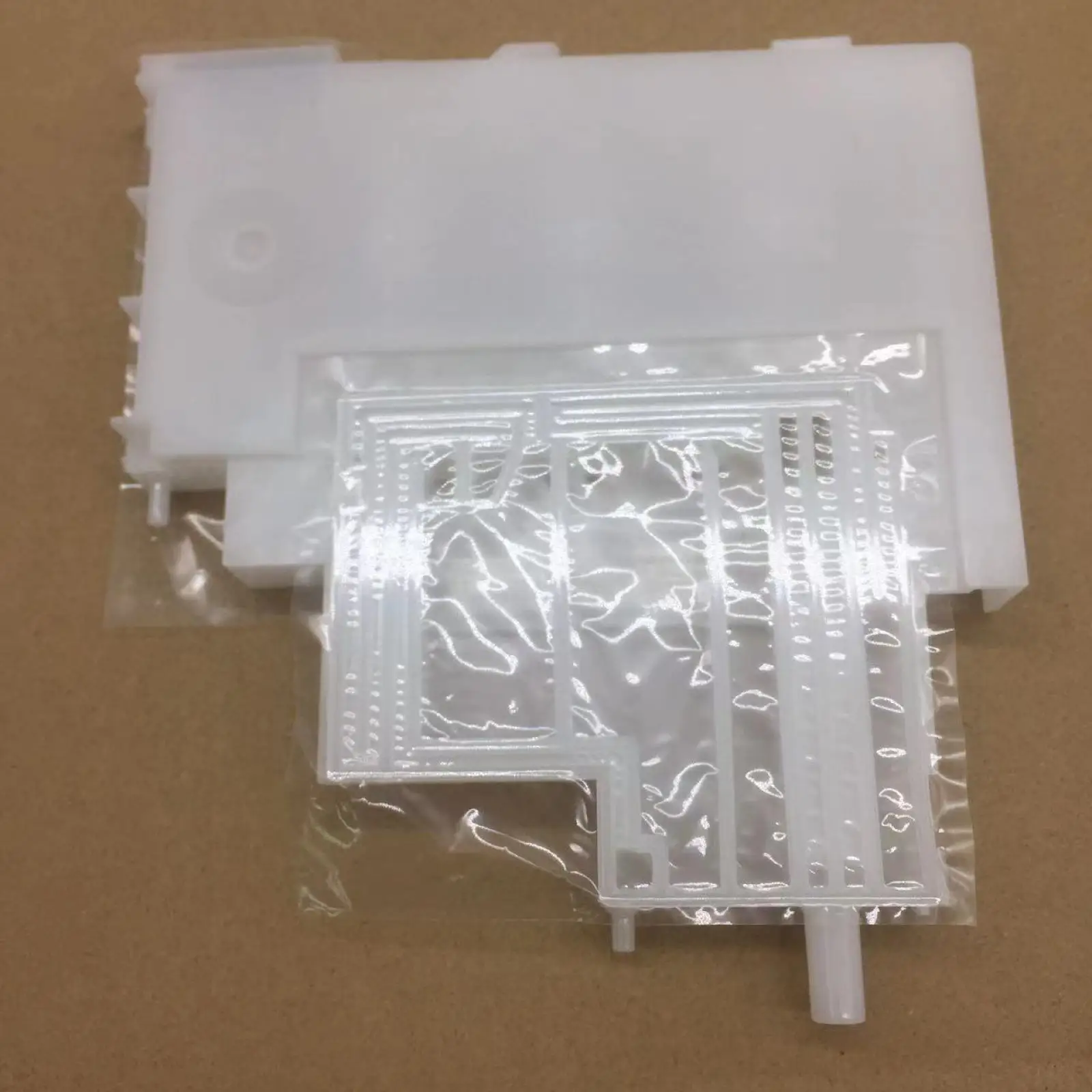 

Чернильный резервуар для Epson EcoTank ET-2750 ET-2720 ET-2751 ET-2711 ET-2714 ET-2756 ET-2760 ET-2712 ET-2721 ET-2750U ET-2710 ET-2700