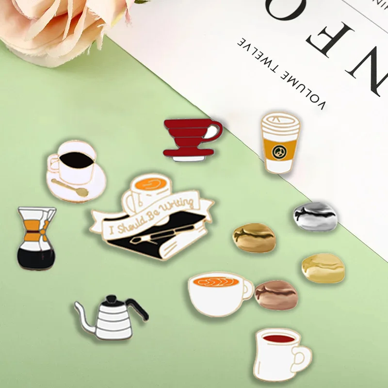 Barista Vintage Rosa té Latte Americano broches máquina de café Mini insignia de grano de café joyería colección de café Pin esmaltado para