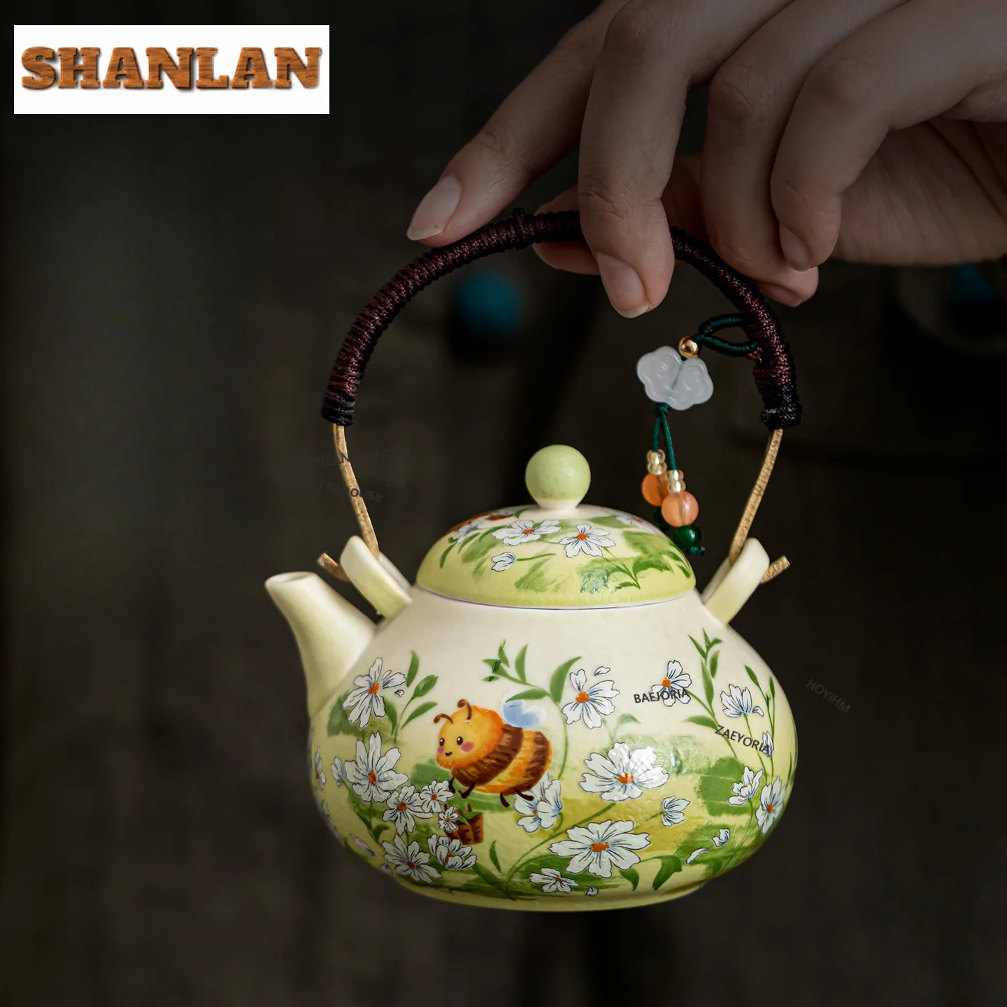 

150ml Sweet Whispers Between Flowers Teapot Traditional Tea Infuser Pot Tea Soaking Kettle With Filter Chinese Tea Set Ornaments