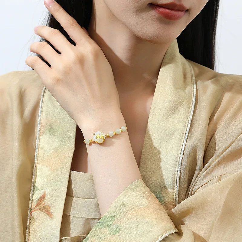 Sansheng have apricot Hetian jade bracelet sterling silver new Chinese senior sense four-leaf clover female jewelry