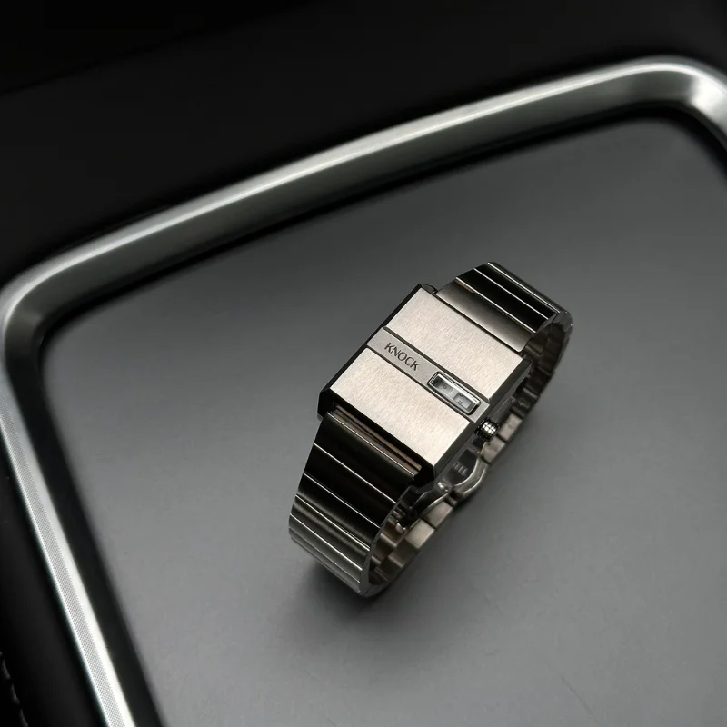 Quartz Watch with Stainless Steel Case and Bracelet 30mm Diameter 8mm Thickness Square Watch Mineral Mirror Butterfly Clasp 3ATM