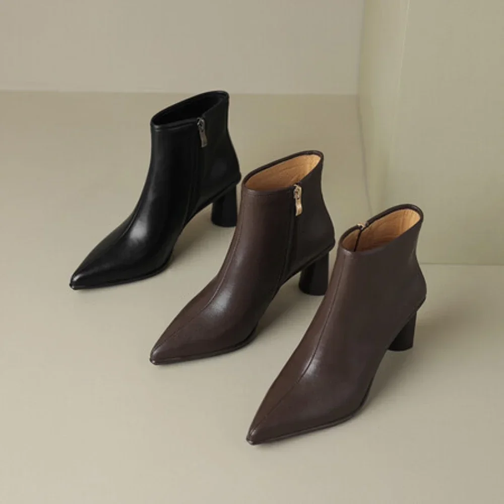 

Короткие сапоги в европейском и американском стиле, женские сапоги на высоком каблуке, новинка осень/зима 2023, кожаные женские сапоги с острым носком и боковой молнией