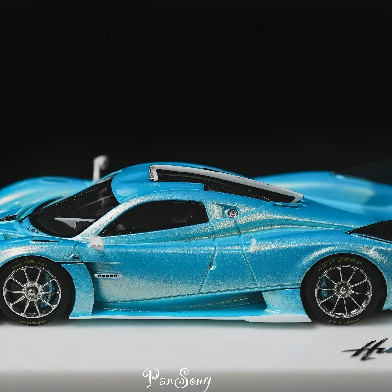 DMY&PSM 1:64 Pagani Huayra R gegoten simulatiehars automodel, kinderkamerdecoratie, verzamelbaar displayitem voor volwassenen.