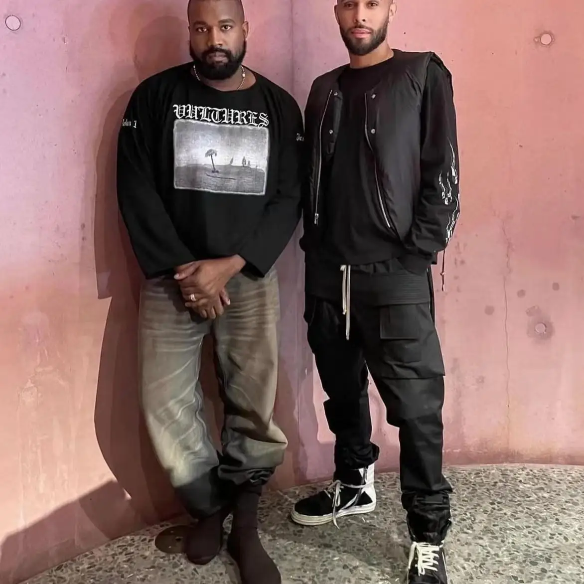 

Футболка с длинным рукавом Kanye West VULTURES YZY Pods Modern Sle из хлопка с принтом, с круглым вырезом, для мужчин и женщин, повседневная одежда