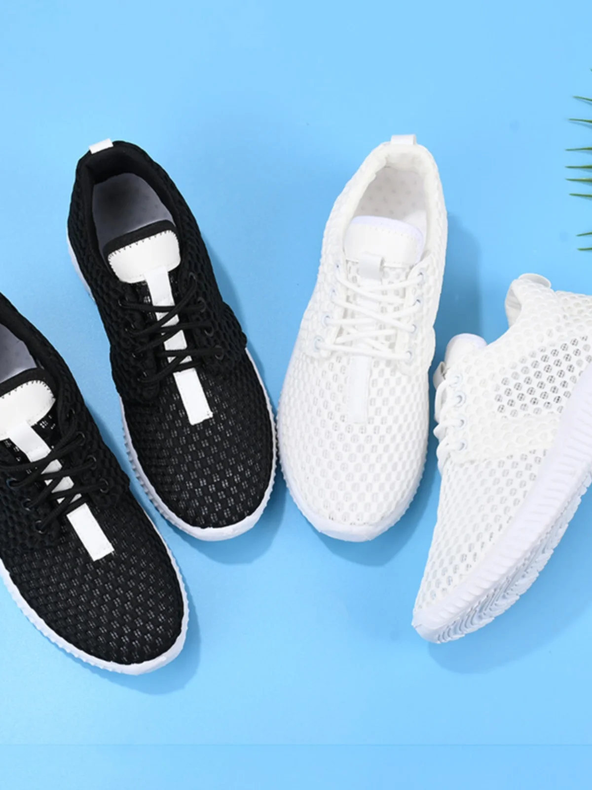 women\'s summer mesh shoes women\'s breathable mesh surface casual sports comfort mother\'s shoes anti slip soft sole  white shoe