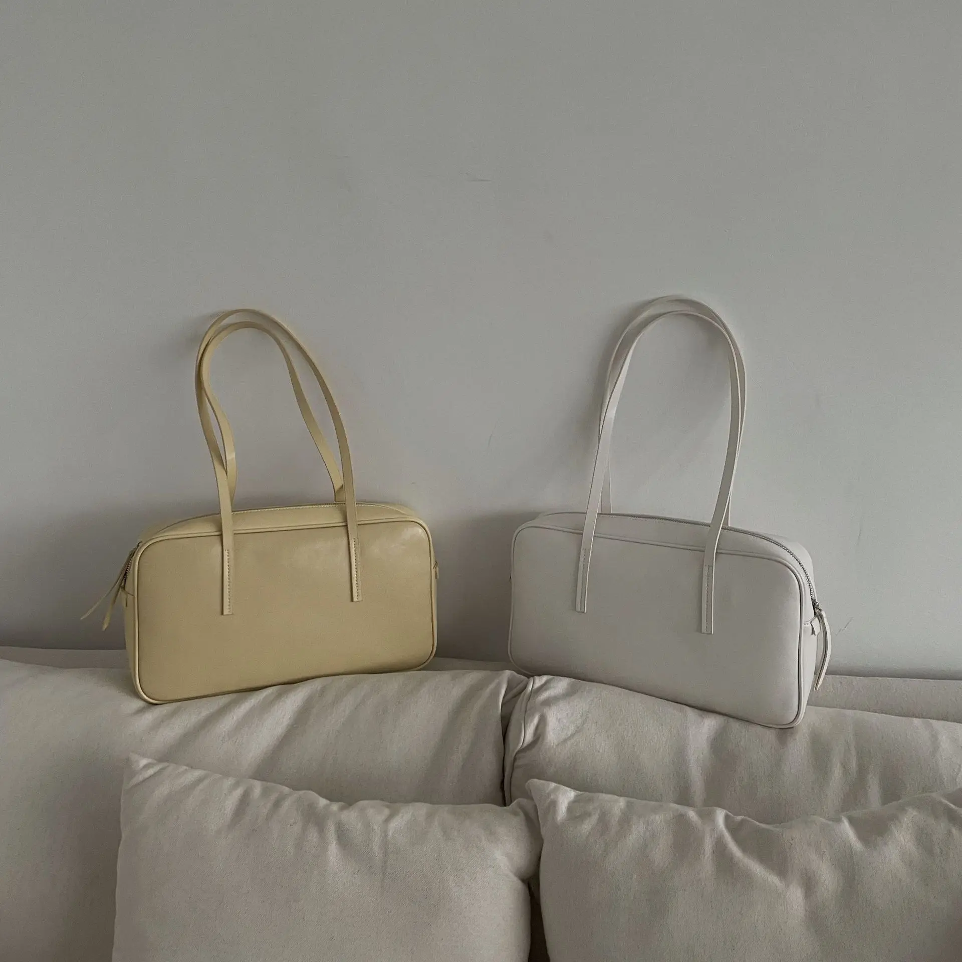 Withered French Fashion Medieval Style Retro Texture Oil Wax Cowhide Underarm Bag Boston Bag Large Capacity Shoulder Bag Women