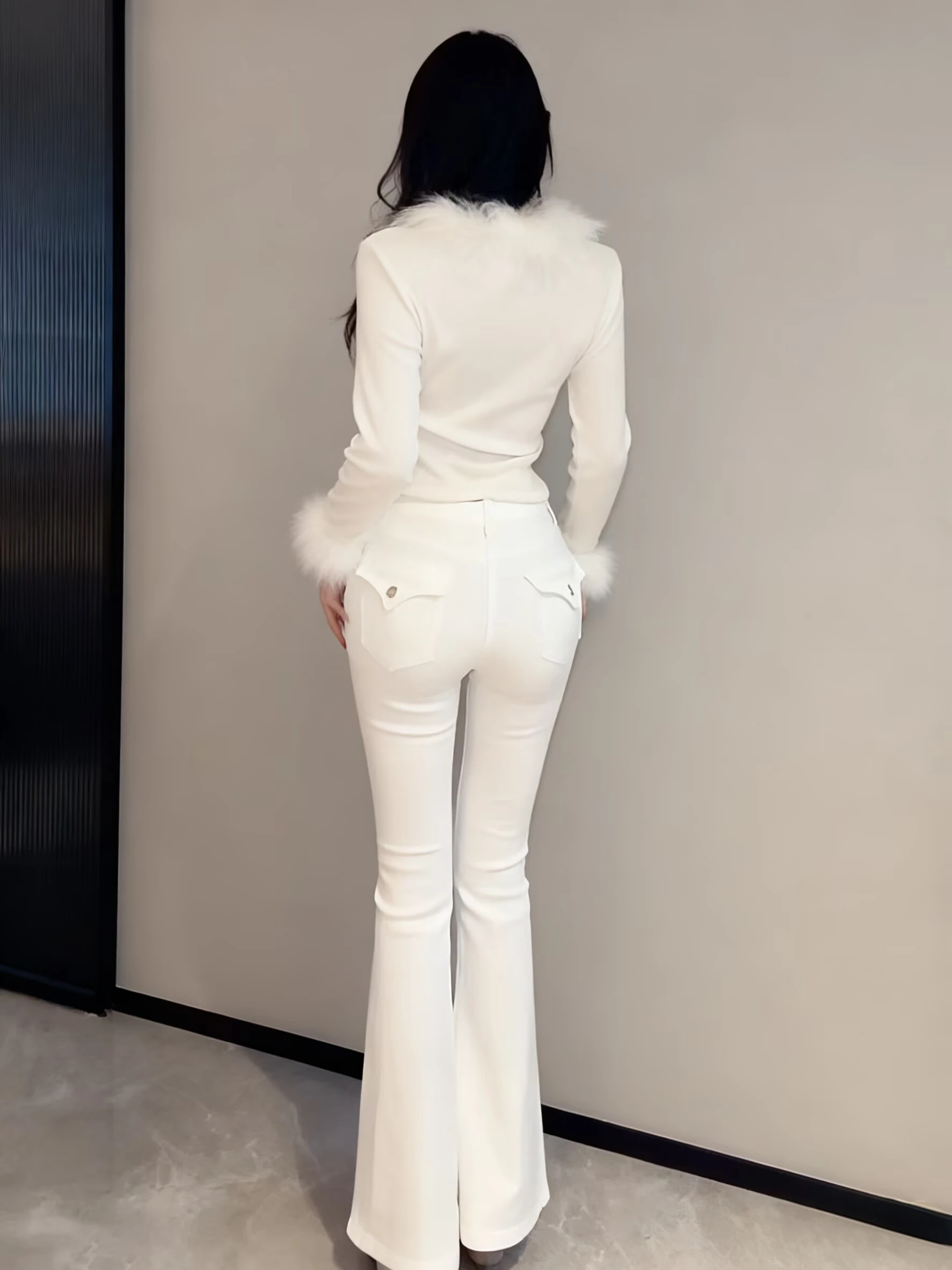 

Джинсы с высокой талией, расклешенные, чисто белые, простого дизайна, с эффектом подтяжки ягодиц, универсальные длинные брюки, корейский стиль, женские, премиум-деним