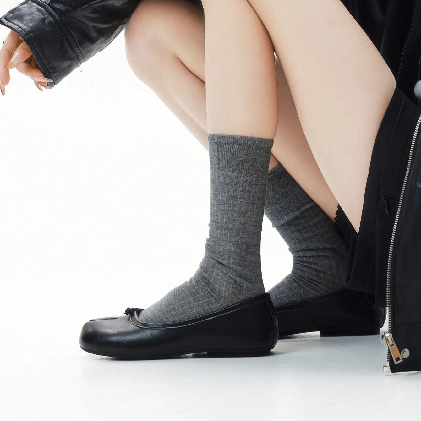 Women Toe Socks New Fashion Silk High Quality Crew Socks Solid Color Casual Simple Women Socks image 3