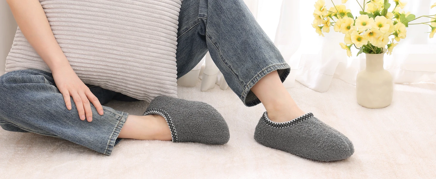 Comwarm Winter Damen Flauschige Lockige Fell-Hausschuhe Memory-Schaum Indoor Baumwoll-Pantoffeln mit Polar Fleece Weiche Sohle Warme Flache Hausschuhe – Detail 6