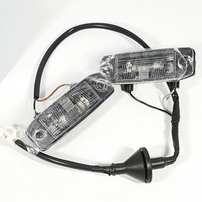 925012 e000 lampada targa per Hyundai Tucson dal 2005 al 2009