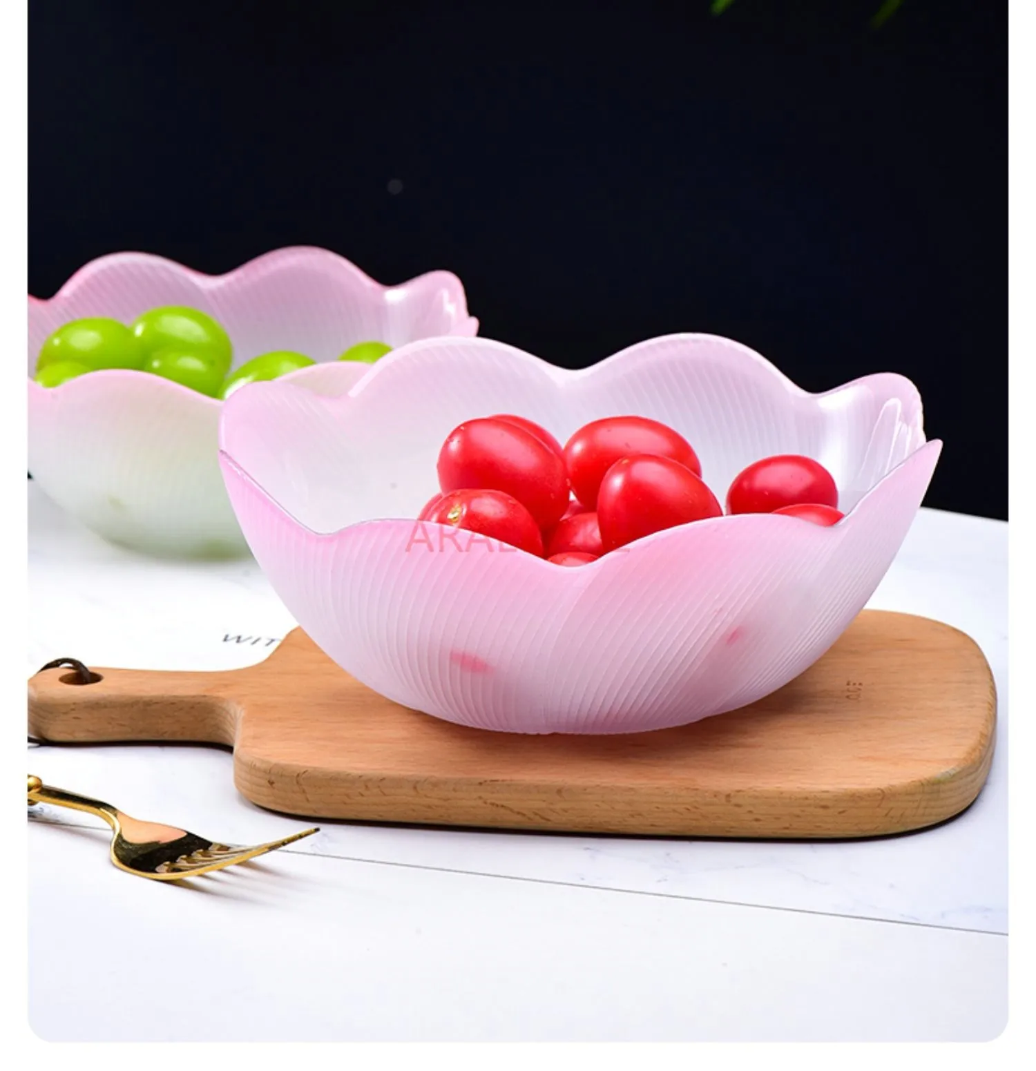 

Small glass bowl dessert bowl soup bowl rice living room fruit plate creative salad bowl