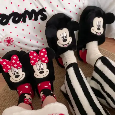 2023 Anime Mickey Minnie Baumwolle Paar Hausschuhe Disney Cartoon Männer Frauen Winter Hause Schuhe Nette Anti-Slip Indoor Warme schuhe