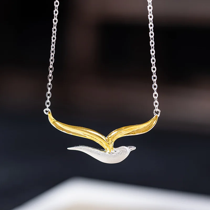 

Минималистичная цепочка на ключицу с подвеской в виде птицы с золотой линией, классическое серебряное ожерелье ручной работы S925, оригинальное женское ожерелье с птицей