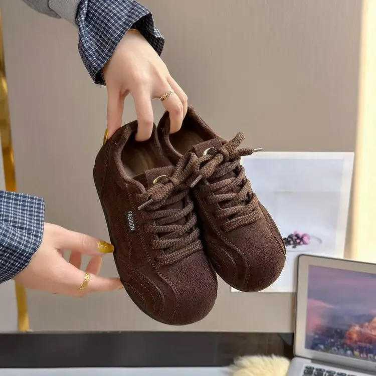 Retro Casual Sneakers for Women Suede Upper with Doub Leleopard Print Round Toe Comfortable Flat Sole Versatile Shoes Women
