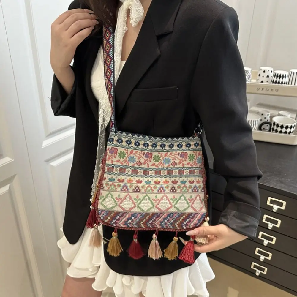 

Тканевые сумки через плечо в этническом стиле с принтом в стиле ретро, сумка через плечо с кисточками, большая вместительная женская богемная сумка-мессенджер с геометрическим рисунком