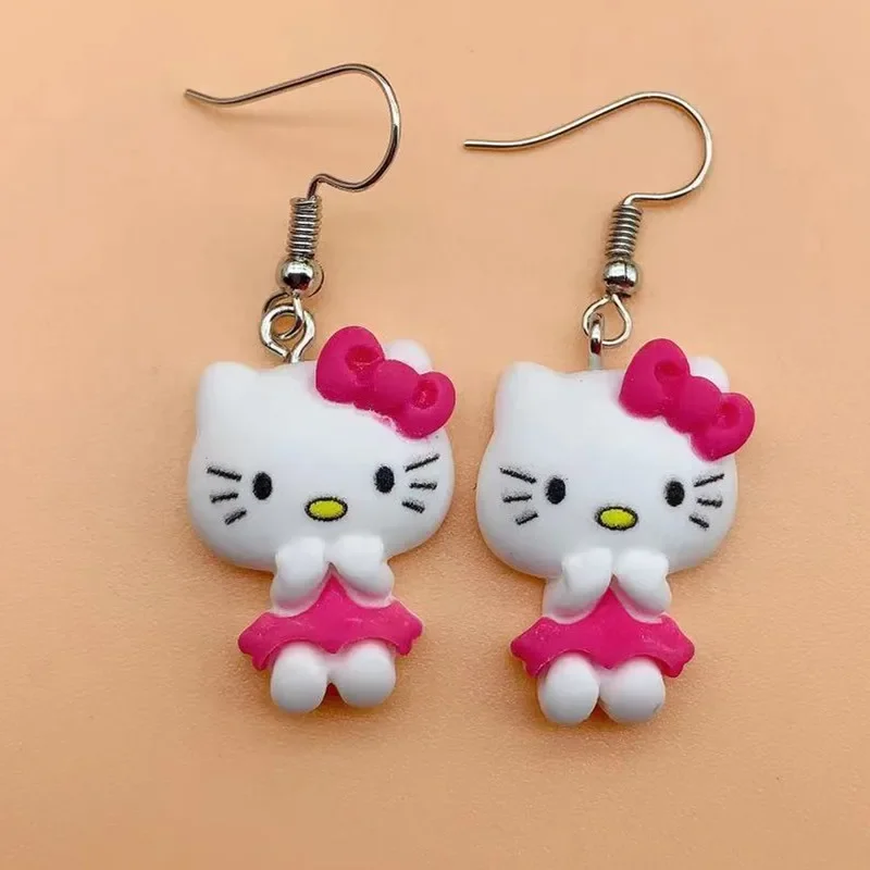 1pair Kawaii Cute Hello Kitty Cartoon Cat Dangle Earrings for Girl Women Heart Shape Resin Earring for Best Friends Jewelry Gift