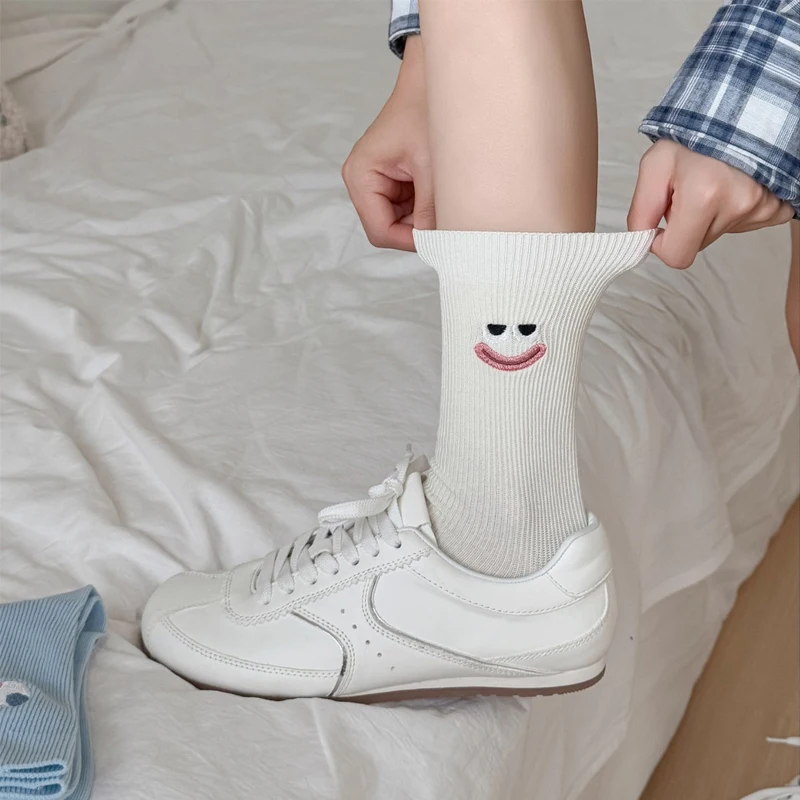 Women's Socks Korean Embroidery Expression High-quality Cotton Cute Funny Kawaii Fashion Comfortable Socks For Girl Wholesale
