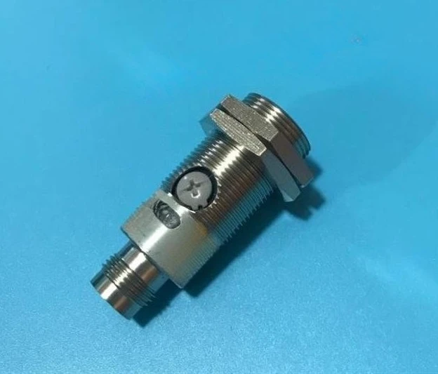 E3FB-BN12 BP21 RP22 VP21 Cylindrical Photoelectric Switch Sensor M12 Garden Tools Accessoire Voiture Car Accessories