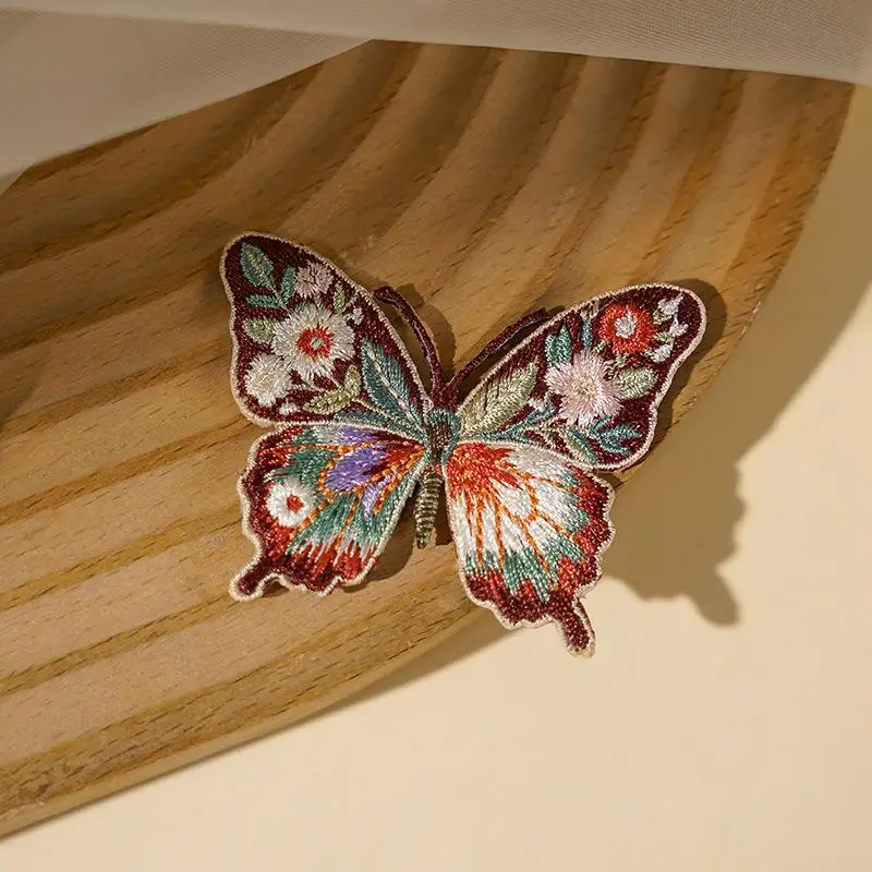 New Iron On Patches Cute Kawaii Flower Butterfly Embroidery Heat Transfer Applique for School Bag Hat Handmade DIY Projects