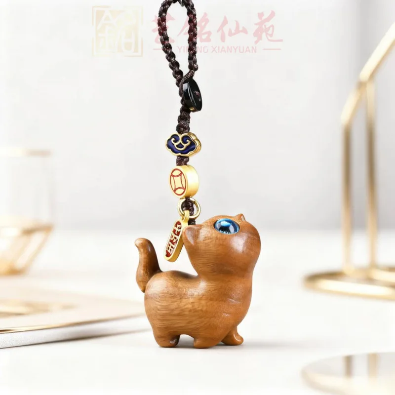 Green Sandalwood Upturned Head Cat Keychain Carved Eyed Cat Animal Creative Wood Cute Cat Ornament Souvenir Gift