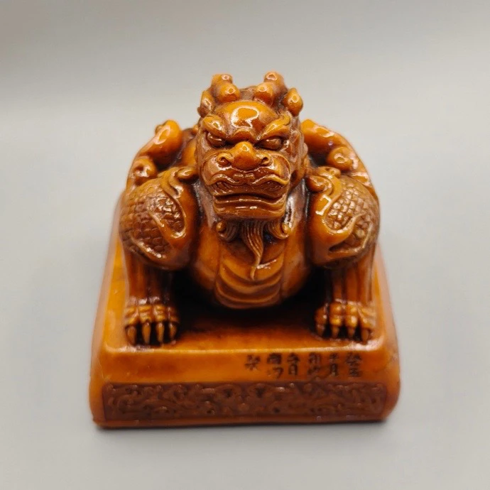 Ming and Qing Dynasties high ancient jade antique jade carving imitation Shoushan stone seal ornament cultural and play miscella